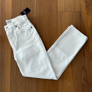NWT Abercrombie 90s Straight Leg High Rise Jeans
